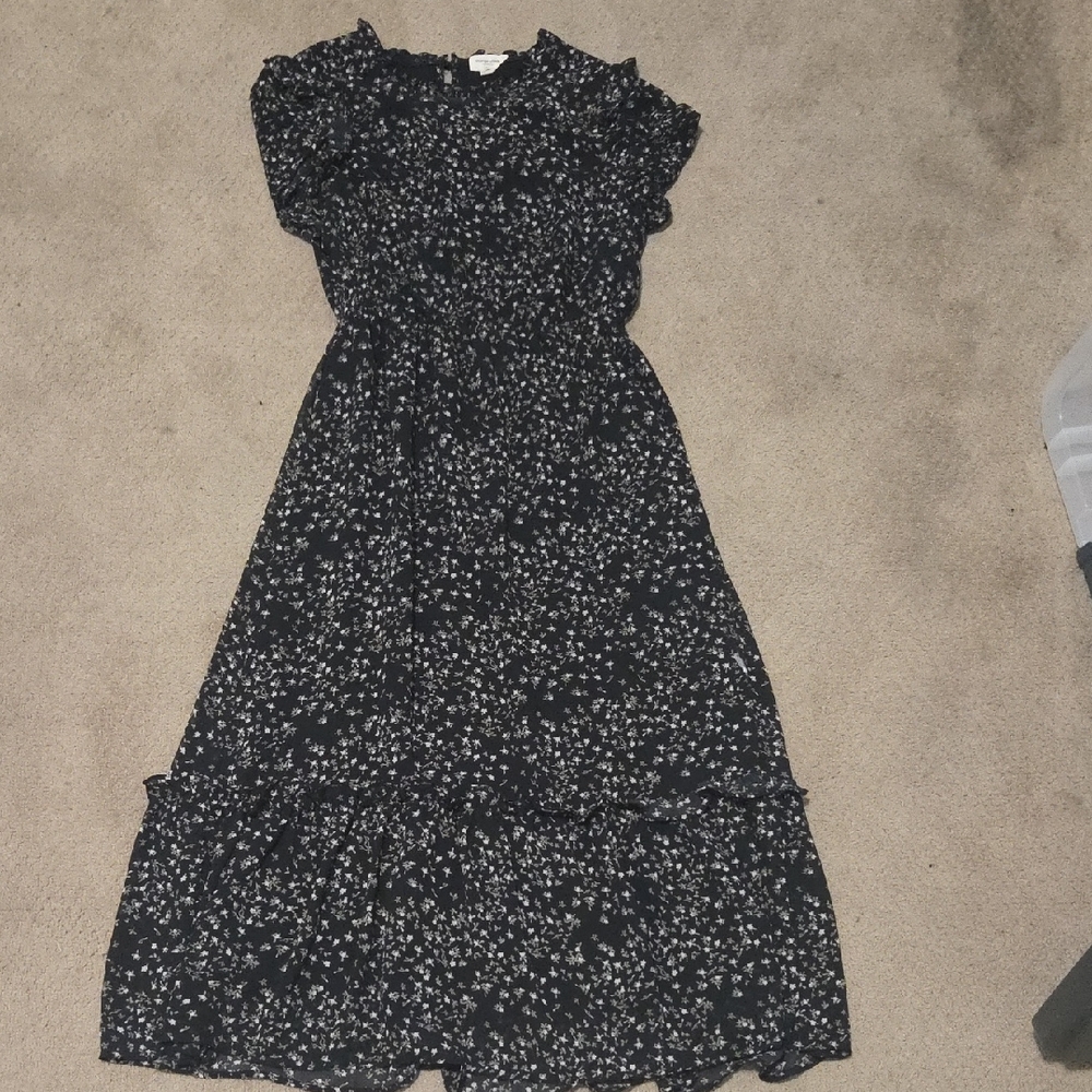 Size 4 Called To Surf Black Floral Maxi Dress